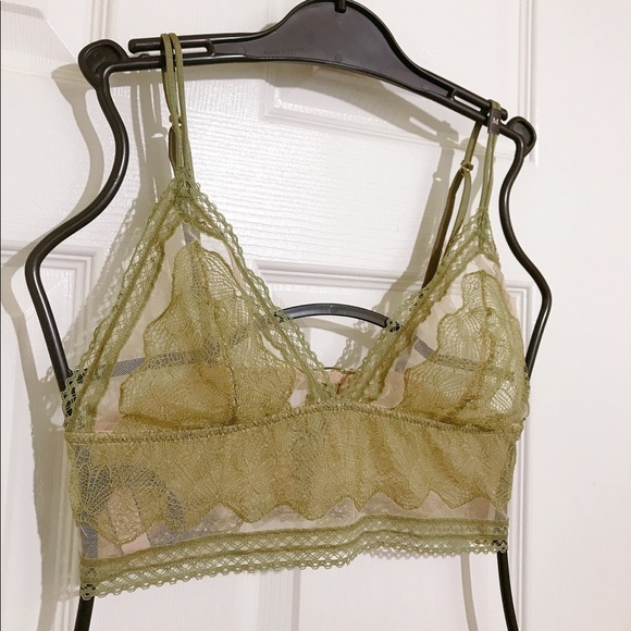 🔥ON SALE🔥3/$30🔥 💖 Victoria Secret Very Sexy Bralette with Zipper - Picture 2 of 5